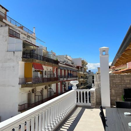 Kontis' Deluxe Furnished Apartment Loutraki  Exterior photo